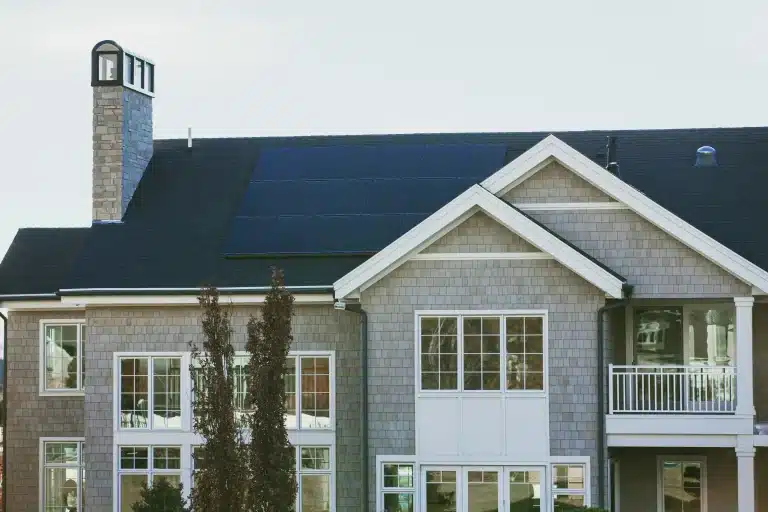 Maison équipée d'un kit solaire